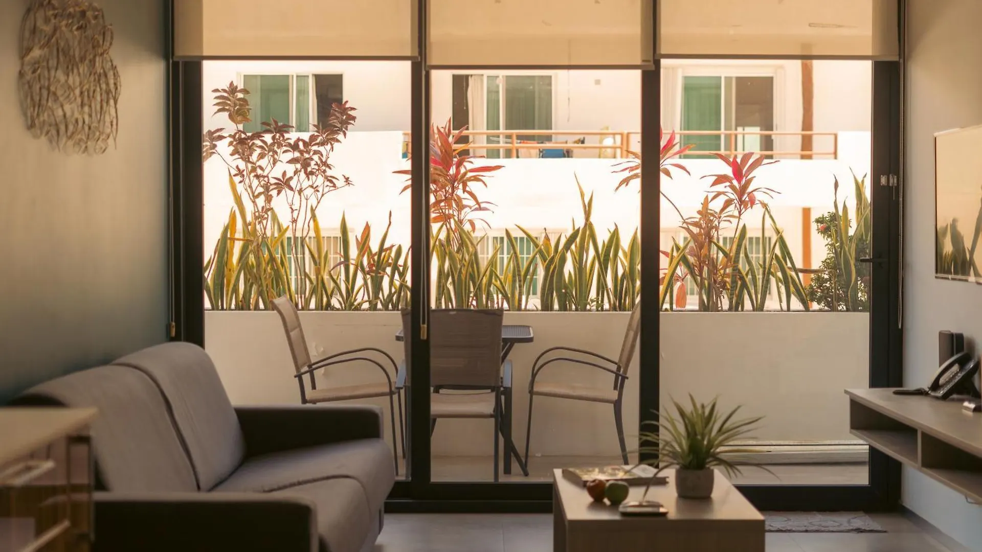 1Br Luxury Loft - 2 Pools - Gym -Near Beach 普拉亚卡门 0*,  墨西哥